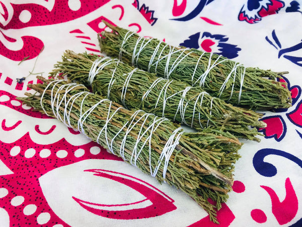 Organic Juniper Smudge Stick 6" - Divine Clarity