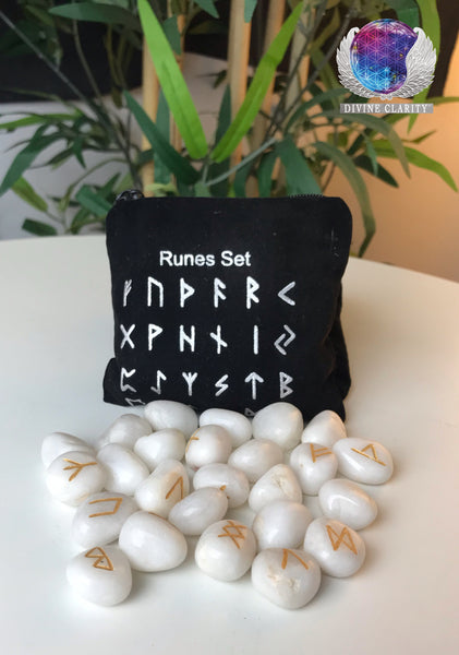 Divination Rune Set - Snow Quartz - Divine Clarity