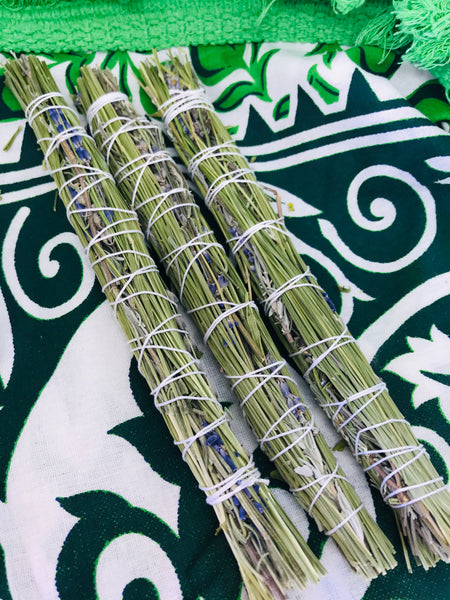 Organic Sweetgrass & Lavender Smudge Stick 8" - Divine Clarity